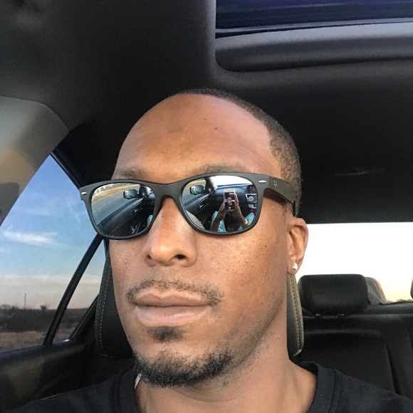 Brand New Ray Ban Sunglasses - Picture 1 of 4